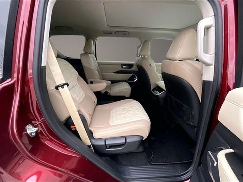 New 2026 Nissan Armada Platinum Reserve image 10