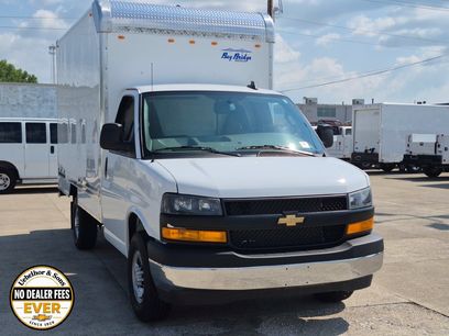 New 2026 Chevrolet Express 3500 w/ Power Convenience Package
