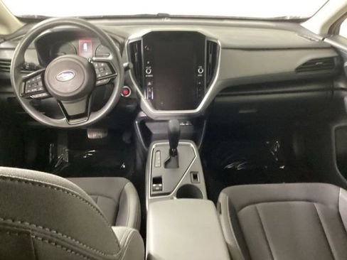 Used 2025 Subaru Crosstrek 2.0i Premium w/ Convenience Package #2 image 12