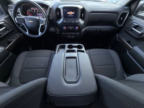 Used 2021 Chevrolet Silverado 1500 LT AWD/4WD image 14