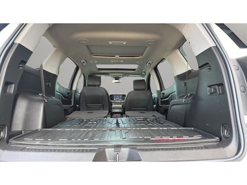 Used 2023 GMC Acadia AT4 w/ Technology Package image 18