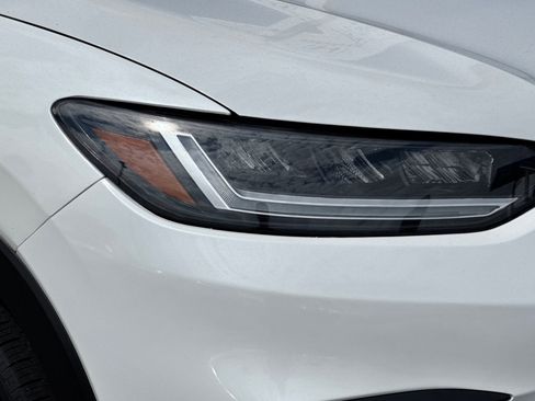 Used 2025 Honda HR-V LX image 12