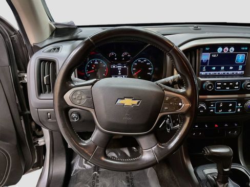 Used 2015 Chevrolet Colorado Z71 AWD/4WD image 11
