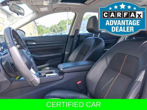 Certified 2022 Nissan Altima 2.5 SR w/ Midnight Edition Package AWD/4WD image 19