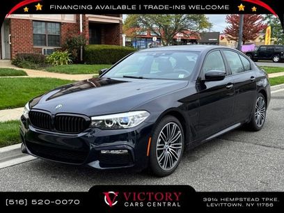 Used 2018 BMW 530e xDrive w/ M Sport Package 2