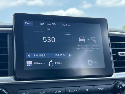 Used 2021 Hyundai Venue SE FWD image 25