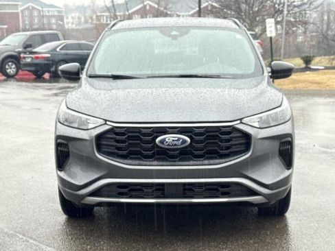 Certified 2024 Ford Escape ST-Line image 2