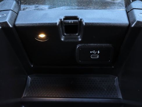 Used 2019 BMW 330i xDrive 330i xDrive w/ Convenience Package image 16