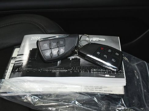 Used 2022 Chevrolet Tahoe LT w/ Luxury Package image 65