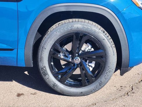 New 2026 Volkswagen Atlas Cross Sport SEL R-Line AWD/4WD image 30