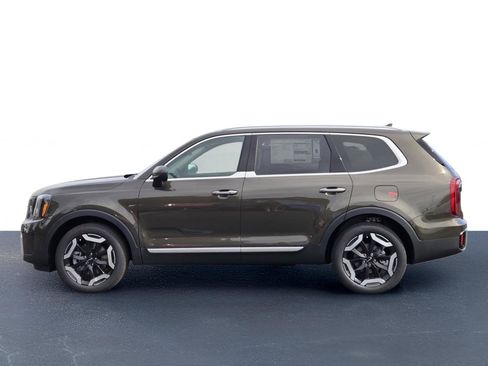 New 2025 Kia Telluride S image 12
