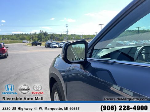 Used 2025 Toyota Grand Highlander AWD image 5