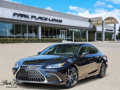 New 2025 Lexus ES 350 w/ Premium Package