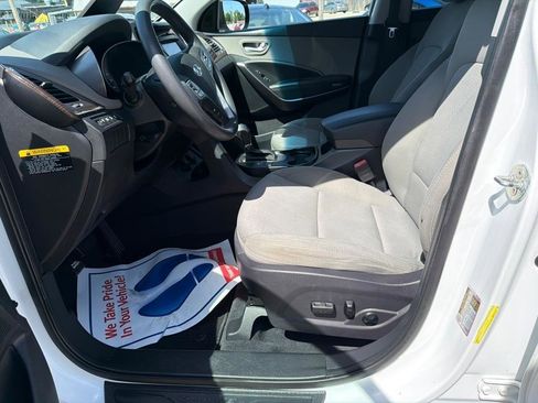 Used 2018 Hyundai Santa Fe Sport w/ 2.4L Value Package 02 FWD image 12