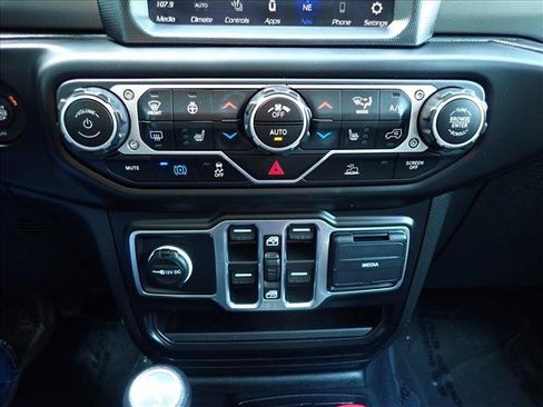 Used 2023 Jeep Wrangler Unlimited w/ Cold Weather Group AWD/4WD image 17