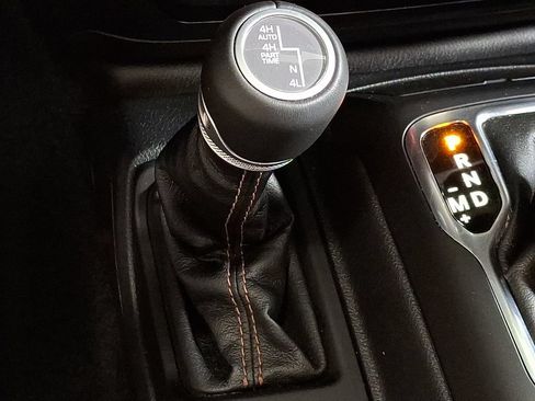 Used 2023 Jeep Wrangler Unlimited Rubicon 392 AWD/4WD image 25