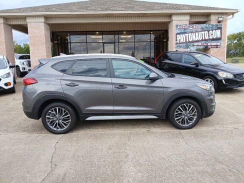 Used 2020 Hyundai Tucson SEL w/ Cargo Package image 2