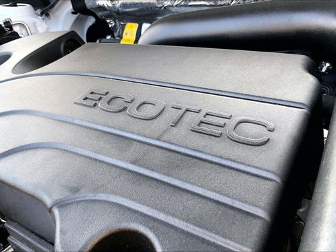 Used 2026 Chevrolet Equinox LT FWD image 27