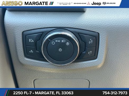 Used 2015 Ford F150 XLT RWD image 31