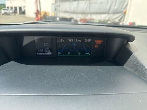 Used 2017 Subaru Forester 2.5i Limited AWD/4WD image 16