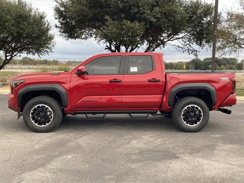 New 2025 Toyota Tacoma TRD Off-Road image 8