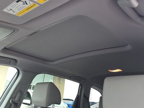 Used 2017 Honda CR-V Touring image 20