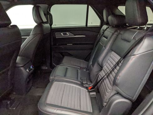 New 2025 Ford Explorer ST-Line w/ ST-Line Street Pack image 23