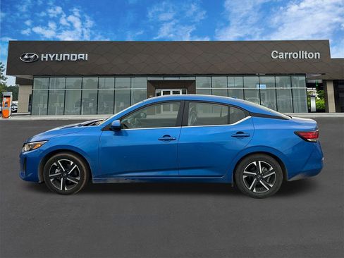 Used 2024 Nissan Sentra SV image 8