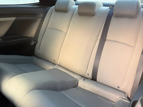 Used 2019 Honda Civic EX image 16