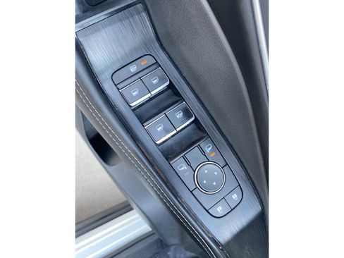 Used 2021 Nissan Rogue SL w/ Premium Package image 29