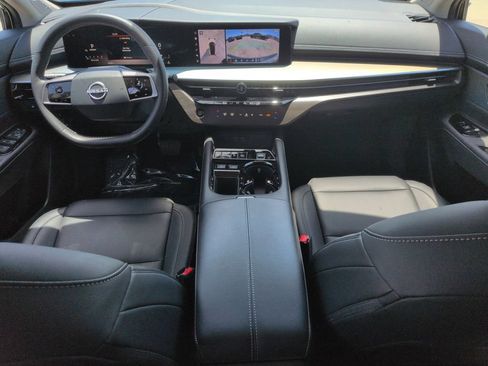 Certified 2025 Nissan Murano SL w/ Cargo Package AWD/4WD image 15