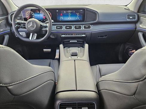 New 2026 Mercedes-Benz GLS 450 4MATIC image 16