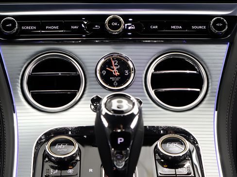 Used 2022 Bentley Continental GT AWD/4WD image 22