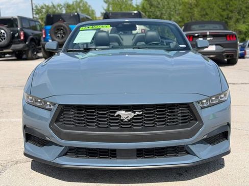 Used 2025 Ford Mustang Premium RWD image 2