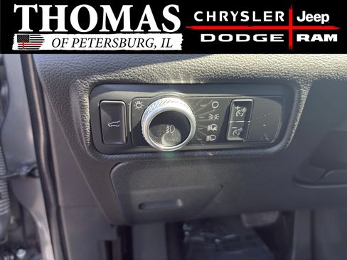 Used 2022 Ford Explorer XLT w/ Equipment Group 202A AWD/4WD image 20