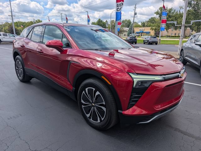 Used 2024 Chevrolet Blazer EV LT AWD/4WD image 7
