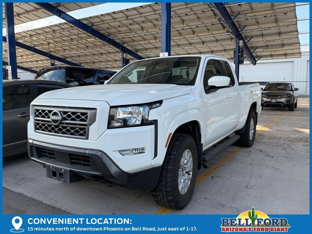 Used 2023 Nissan Frontier SV w/ SV Convenience Package AWD/4WD image 2