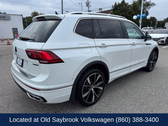Used 2022 Volkswagen Tiguan SEL R-Line AWD/4WD image 5