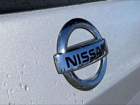 Used 2020 Nissan Altima 2.5 SR w/ Premium Package image 10