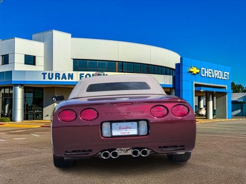 Used 2003 Chevrolet Corvette Convertible w/ Preferred Equipment Group1 RWD image 4