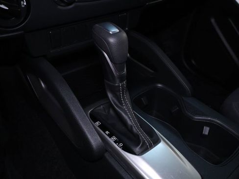 Used 2023 Nissan Frontier SV image 32