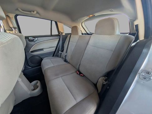 Used 2010 Dodge Caliber SXT FWD image 24