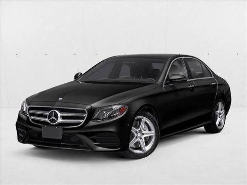 Used 2019 Mercedes-Benz E 300 4MATIC image 1