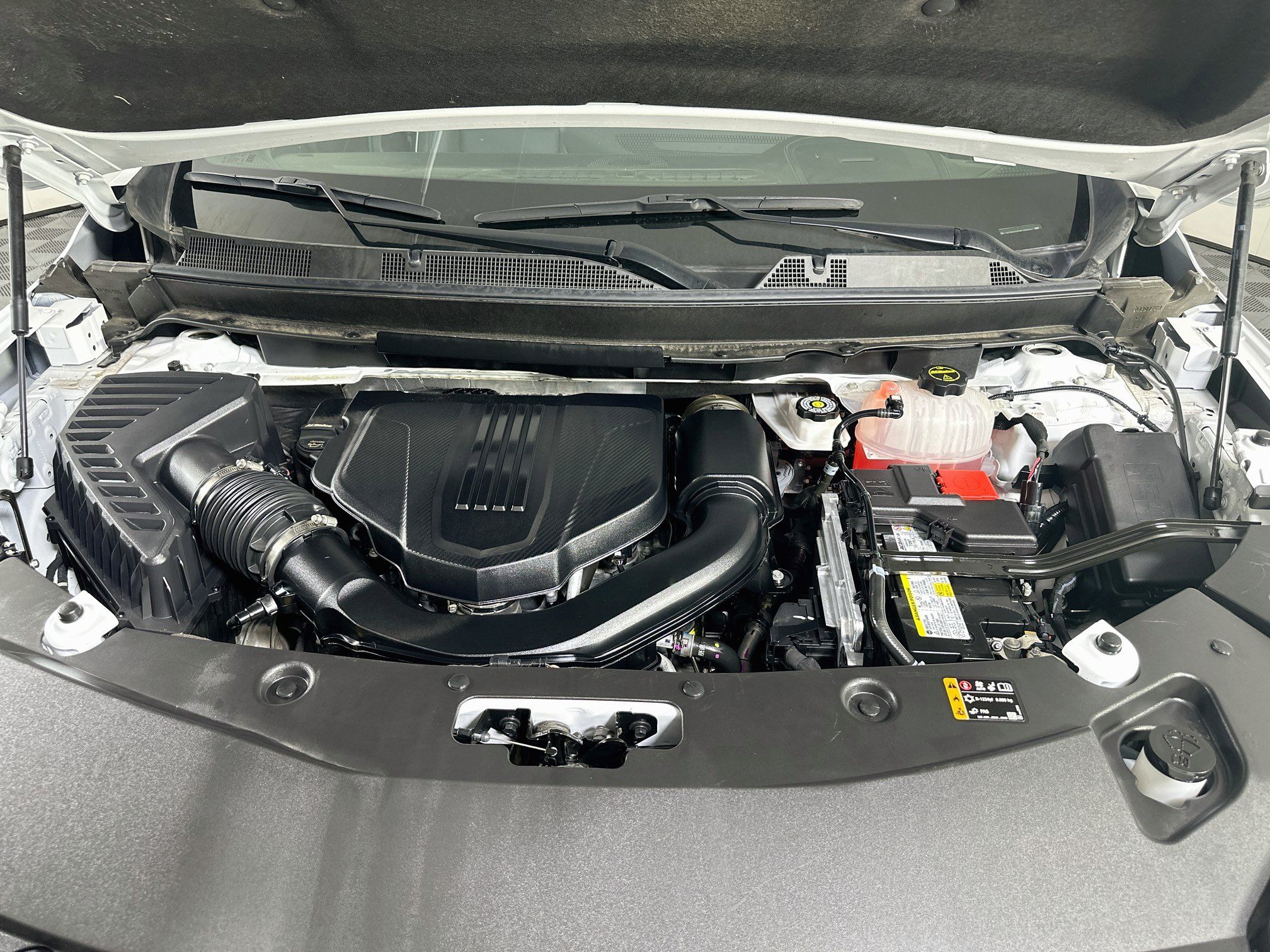 Used 2025 Buick Enclave Preferred FWD image 36