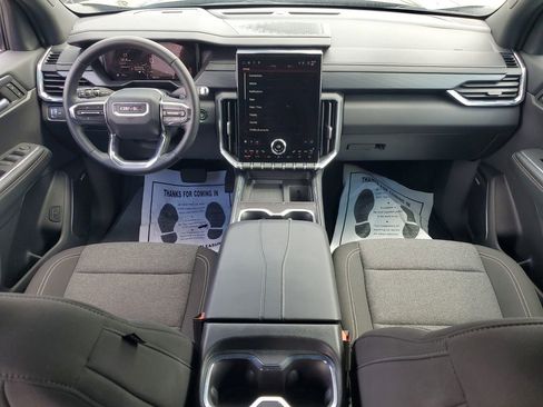 Used 2025 GMC Acadia Elevation image 11