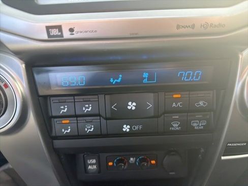 Used 2016 Toyota 4Runner Limited image 21