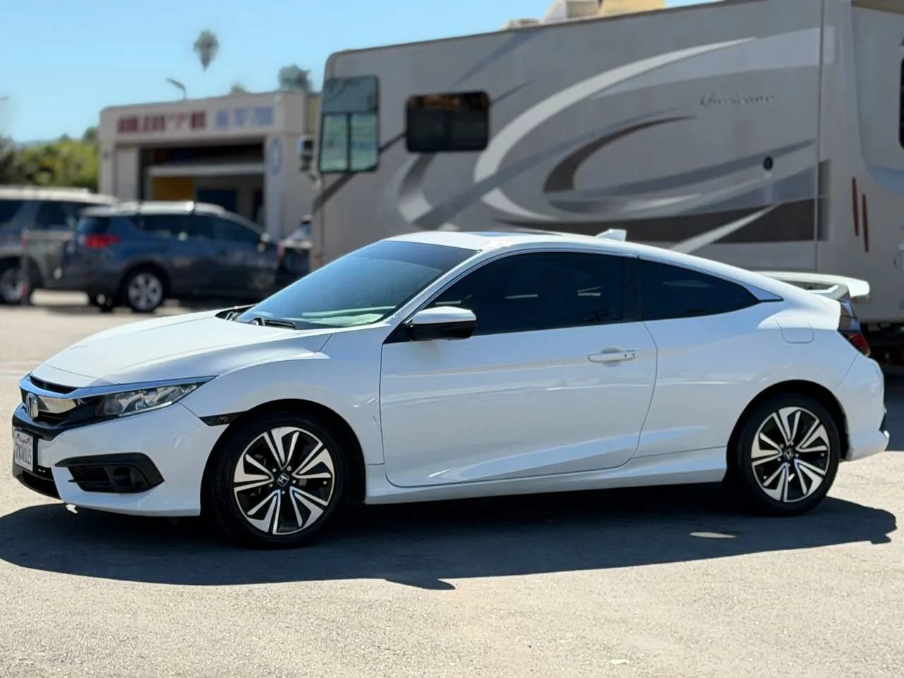 Used 2017 Honda Civic EX-T image 6