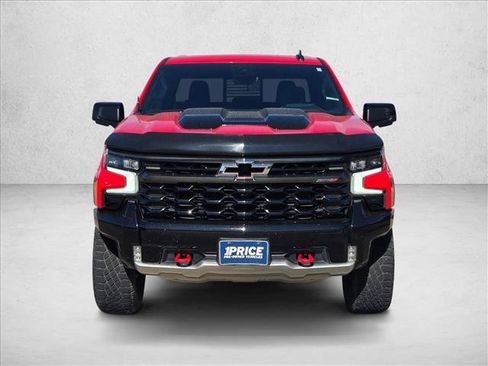 Used 2023 Chevrolet Silverado 1500 ZR2 w/ Technology Package image 2