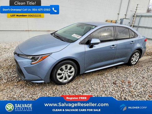 Used 2021 Toyota Corolla LE image 1