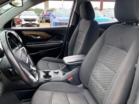 Used 2020 GMC Terrain SLE w/ Driver Convenience Package FWD image 8